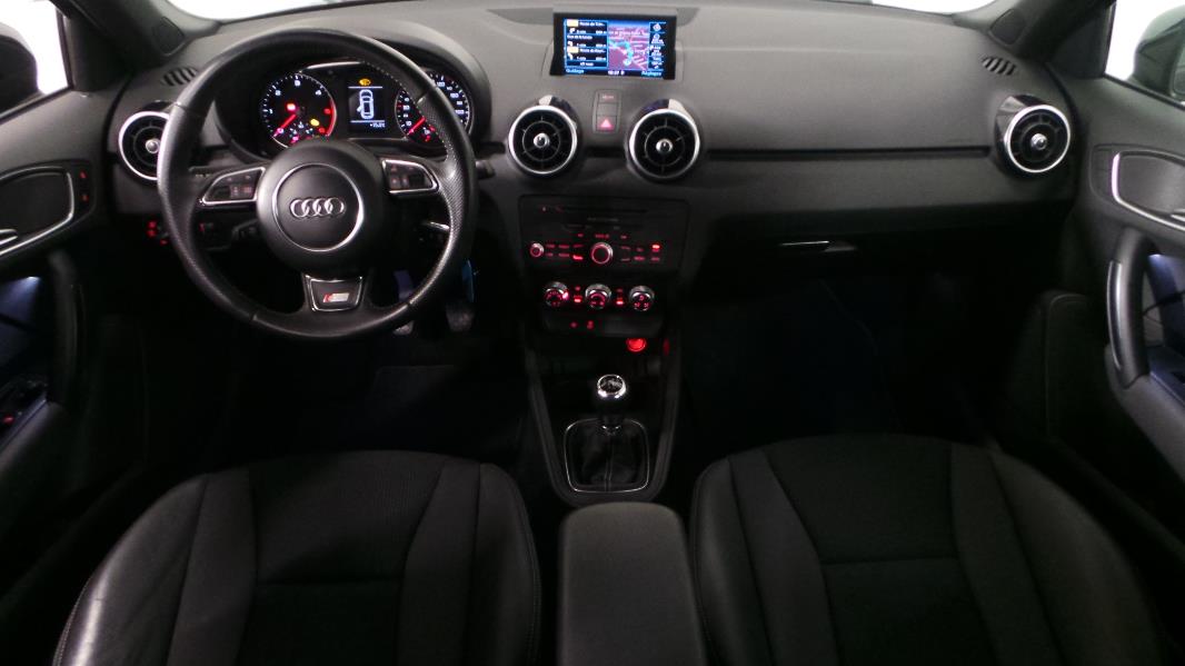 Audi A1 Sportback 1.6 Tdi 105ch Fap S Line Occasion à Lyon Neuville Sur