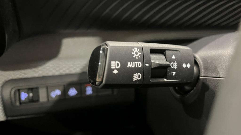 Nouvelle CITROEN C3  1.2 PureTech 12V - 100 S&S  2024 BERLINE Max 