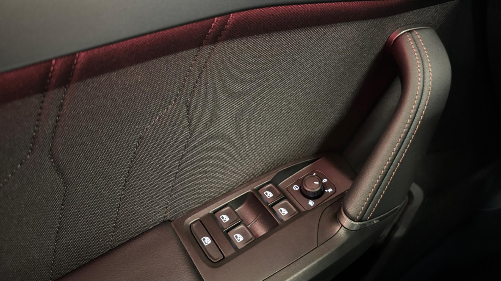 Nouvelle CUPRA LEON SPORTSTOURER 1.5 16V eTSI  Hybrid - 150 - DSG 7  V PHASE 2