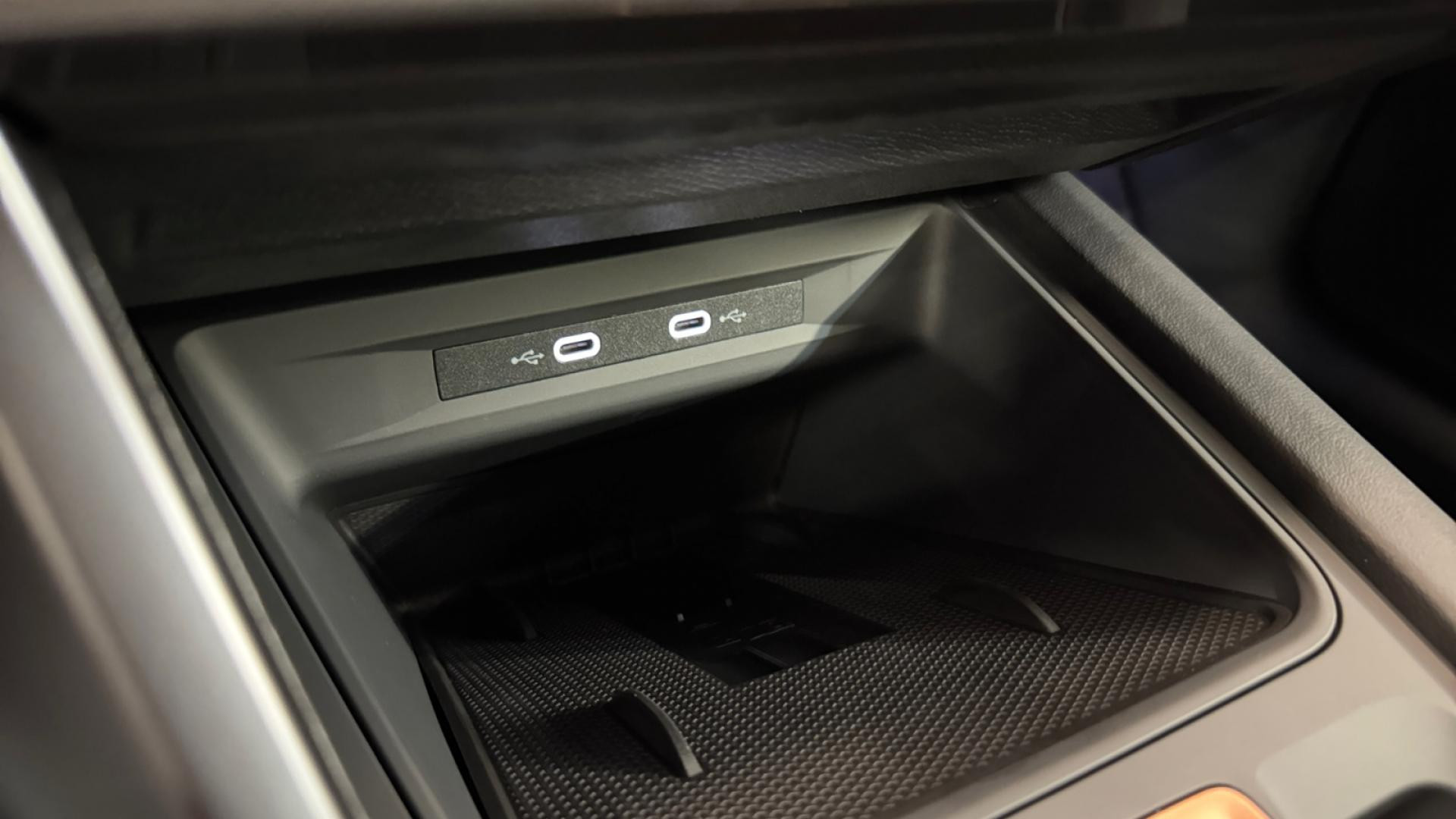 Nouvelle CUPRA LEON SPORTSTOURER 1.5 16V eTSI  Hybrid - 150 - DSG 7  V PHASE 2