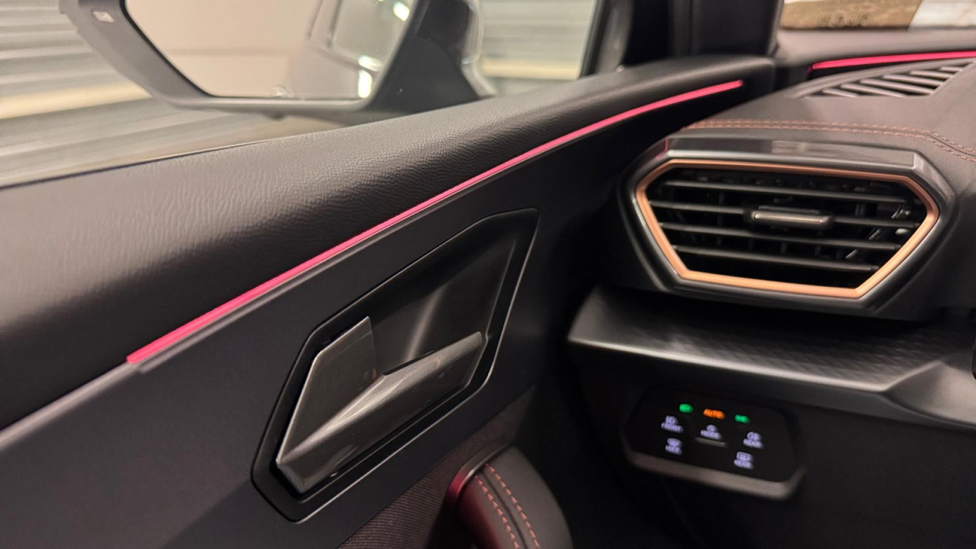 Nouvelle CUPRA LEON SPORTSTOURER 1.5 16V eTSI  Hybrid - 150 - DSG 7  V PHASE 2