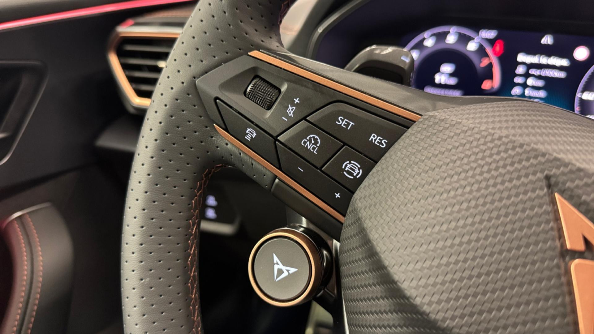 Nouvelle CUPRA LEON SPORTSTOURER 1.5 16V eTSI  Hybrid - 150 - DSG 7  V PHASE 2