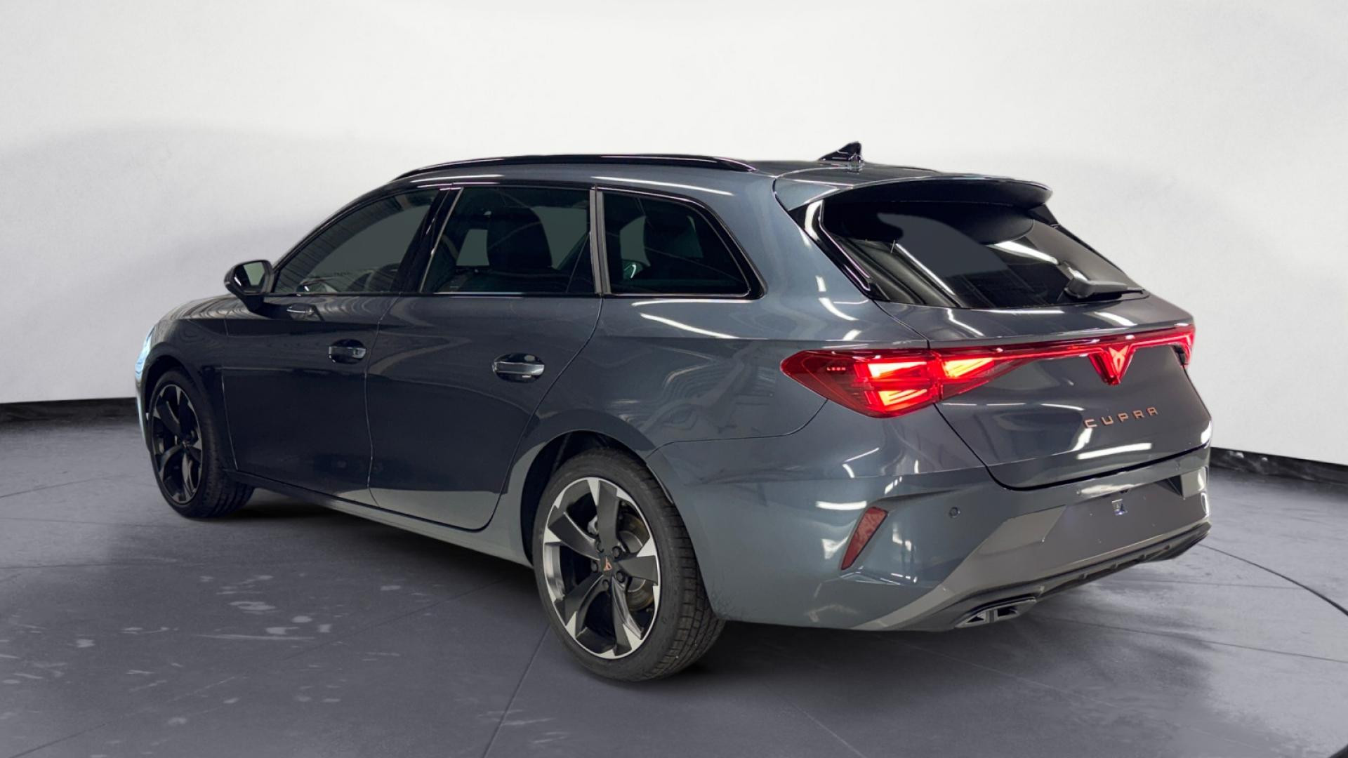 Nouvelle CUPRA LEON SPORTSTOURER 1.5 16V eTSI  Hybrid - 150 - DSG 7  V PHASE 2