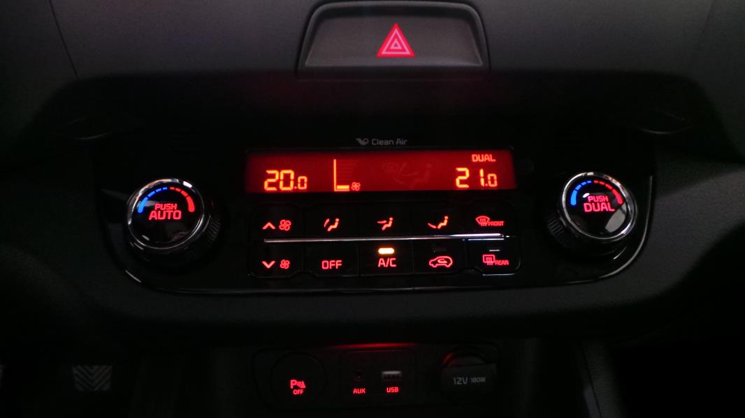 KIA SPORTAGE 1.7 CRDI 115CH ISG REVELATION 4X2