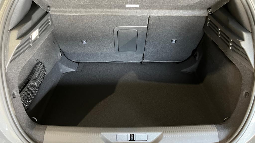 Nouvelle PEUGEOT 308  1.5 BlueHDi - 130 - EAT8  BERLINE GT 