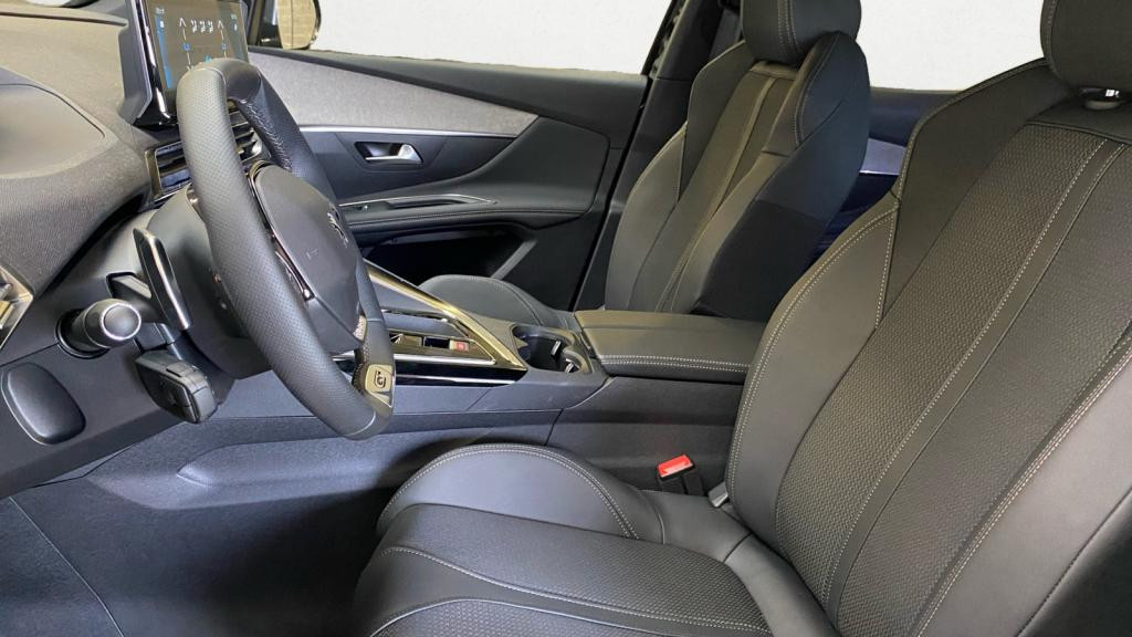 Nouvelle PEUGEOT 3008  1.2i - 145 - e-DCS6  II  GT PHASE 2