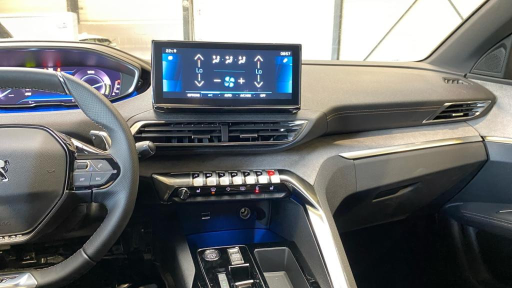 Nouvelle PEUGEOT 3008  1.2i - 145 - e-DCS6  II  GT PHASE 2