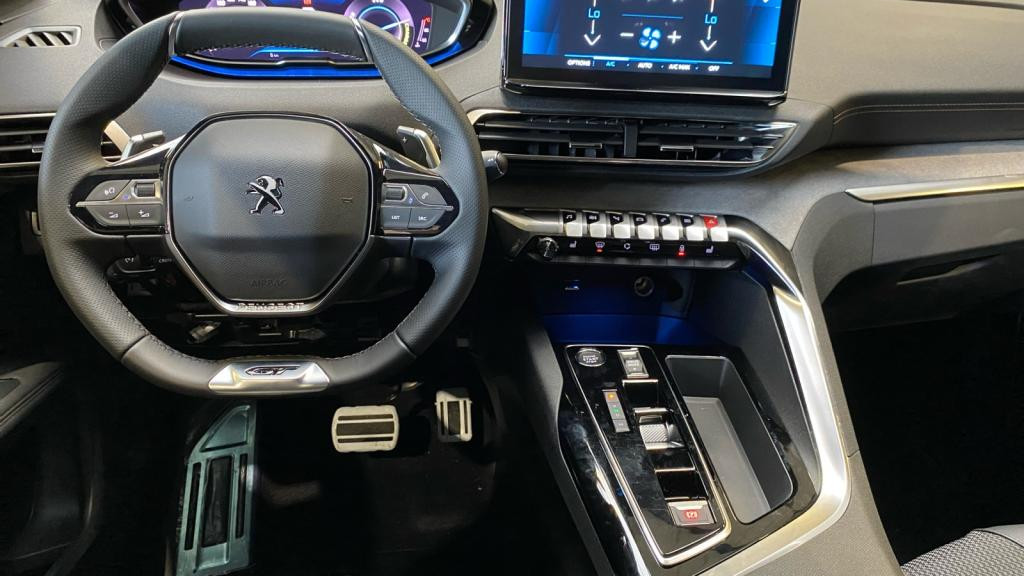 Nouvelle PEUGEOT 3008  1.2i - 145 - e-DCS6  II  GT PHASE 2