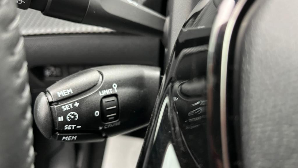 Nouvelle PEUGEOT 2008 e- 156  II  Allure PHASE 2