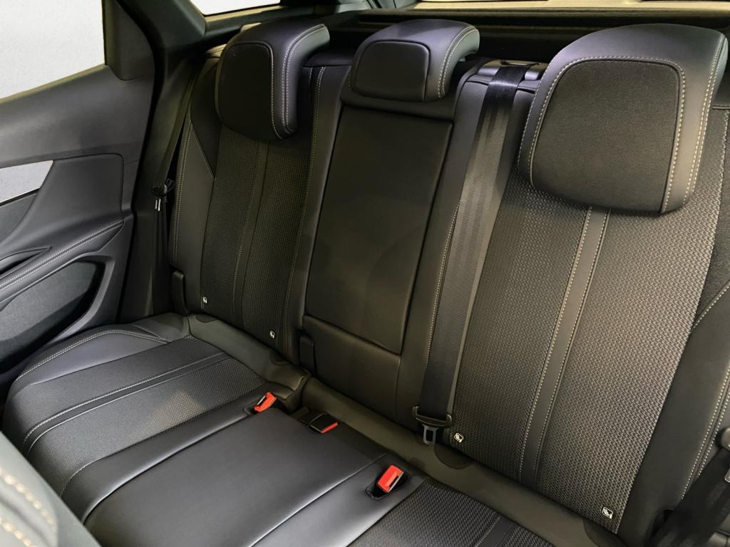 Nouvelle PEUGEOT 3008  1.2i -136 - e-DCS6  II  GT PHASE 2