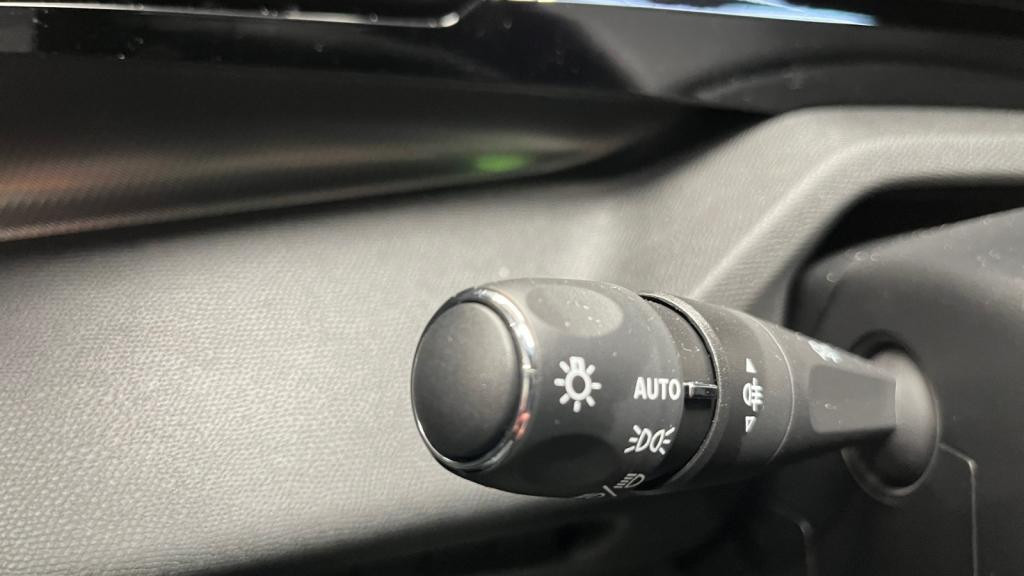 Nouvelle PEUGEOT 308  1.5 BlueHDi - 130 - EAT8 BERLINE GT 