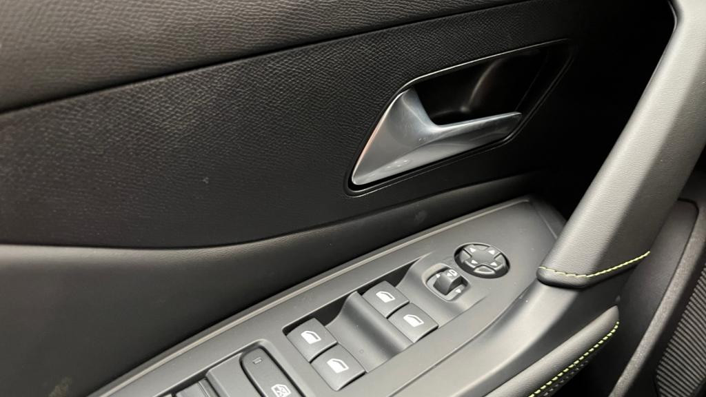 Nouvelle PEUGEOT 308  1.5 BlueHDi  - 130 - EAT8  BERLINE GT 