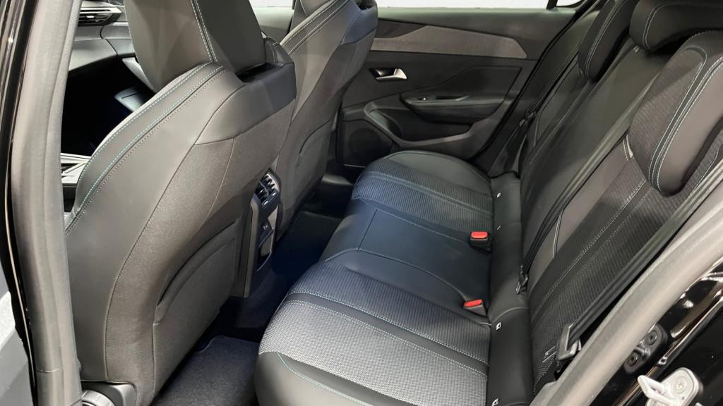 Nouvelle PEUGEOT 308  1.5 BlueHDi - 130 - EAT8  BERLINE Allure 