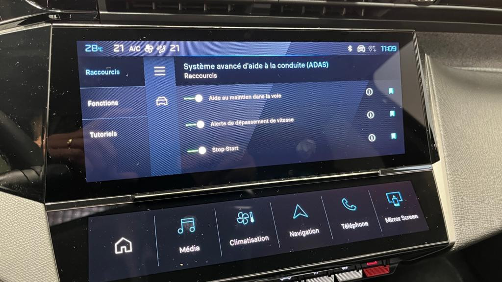 Nouvelle PEUGEOT 308  1.5 BlueHDi - 130 - EAT8  BERLINE Allure 