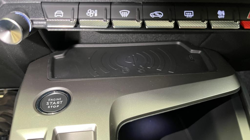 Nouvelle PEUGEOT 308  1.5 BlueHDi - 130 - EAT8 BERLINE GT 