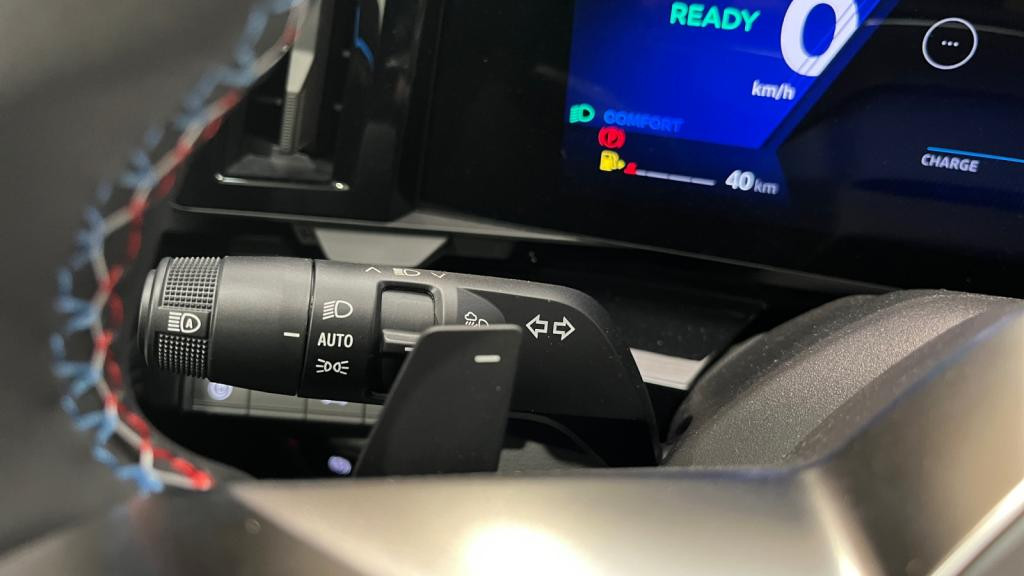 Nouvelle RENAULT ESPACE 1.2 E-Tech Full Hybride - 200 - CVT - 7 pl - VI Esprit Alpine