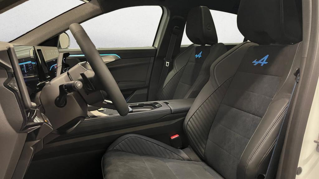 Nouvelle RENAULT RAFALE 1.2 E-Tech Full Hybride - 200 - BVA multi-modes  Esprit Alpine 