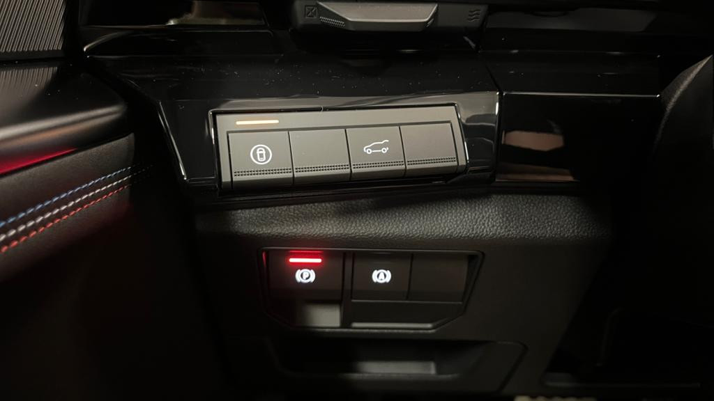 Nouvelle RENAULT RAFALE 1.2 E-Tech Full Hybride - 200 - BVA multi-modes  Esprit Alpine 