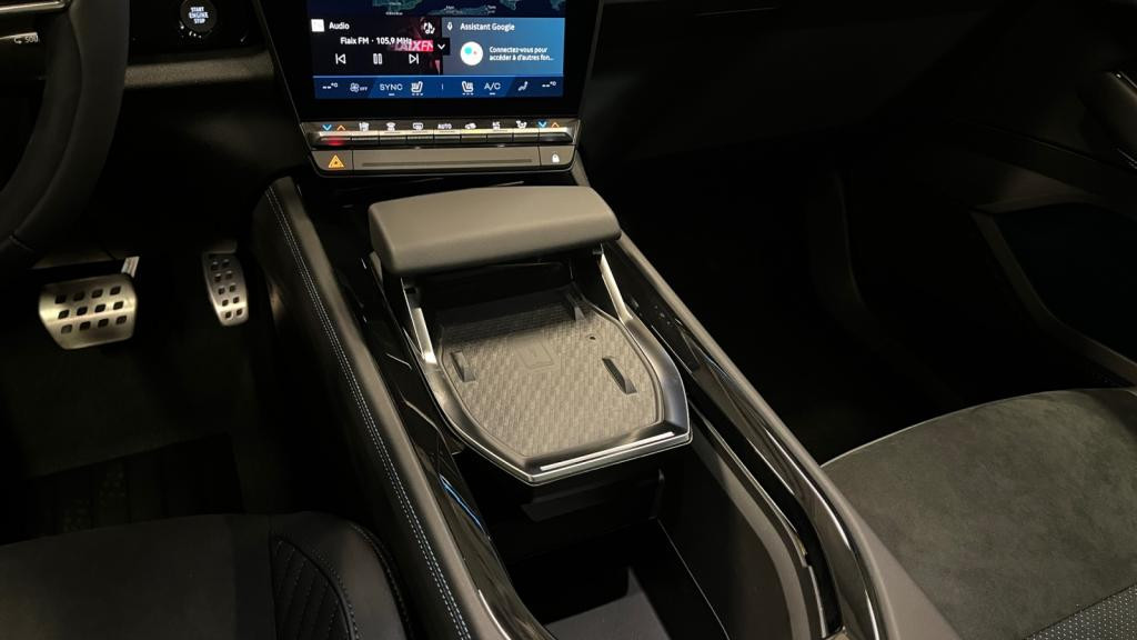 Nouvelle RENAULT RAFALE 1.2 E-Tech Full Hybride - 200 - BVA multi-modes  Esprit Alpine 