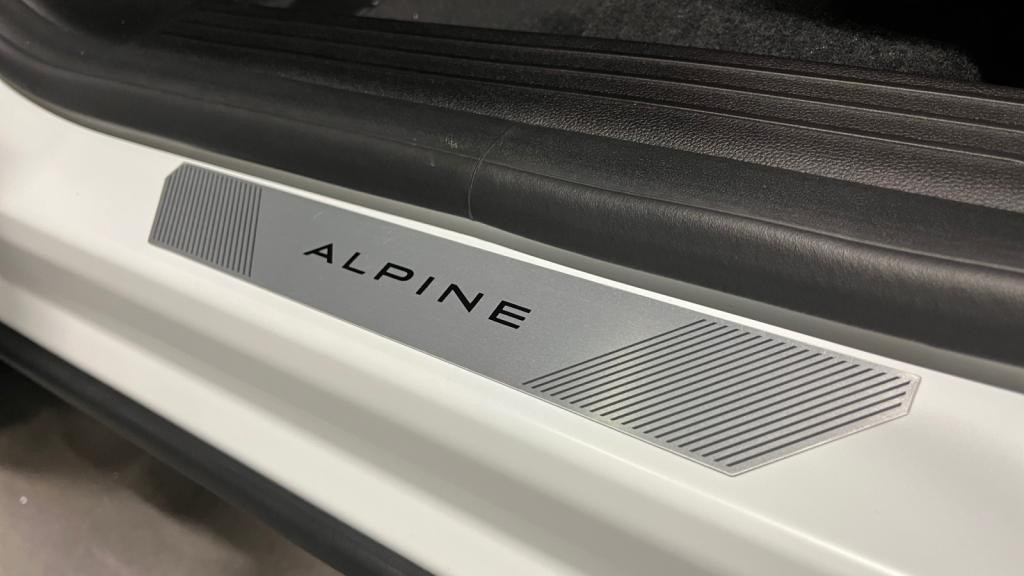 Nouvelle RENAULT RAFALE 1.2 E-Tech Full Hybride - 200 - BVA multi-modes  Esprit Alpine 