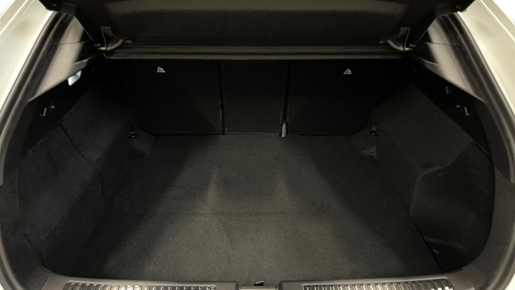 Nouvelle RENAULT RAFALE 1.2 E-Tech Full Hybride - 200 - BVA multi-modes  Esprit Alpine 