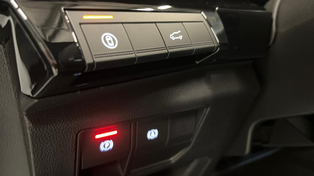 Nouvelle RENAULT ESPACE 1.2 E-Tech Full Hybride - 200 -CVT - 7 pl - VI Esprit Alpine