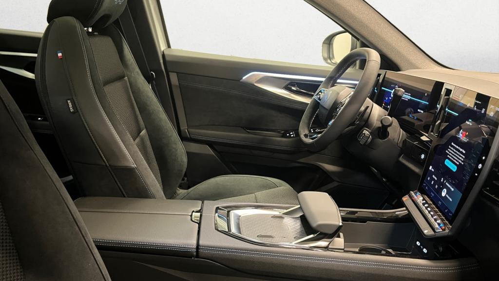 Nouvelle RENAULT ESPACE 1.2 E-Tech Full Hybride - 200 -CVT - 7 pl - VI Esprit Alpine