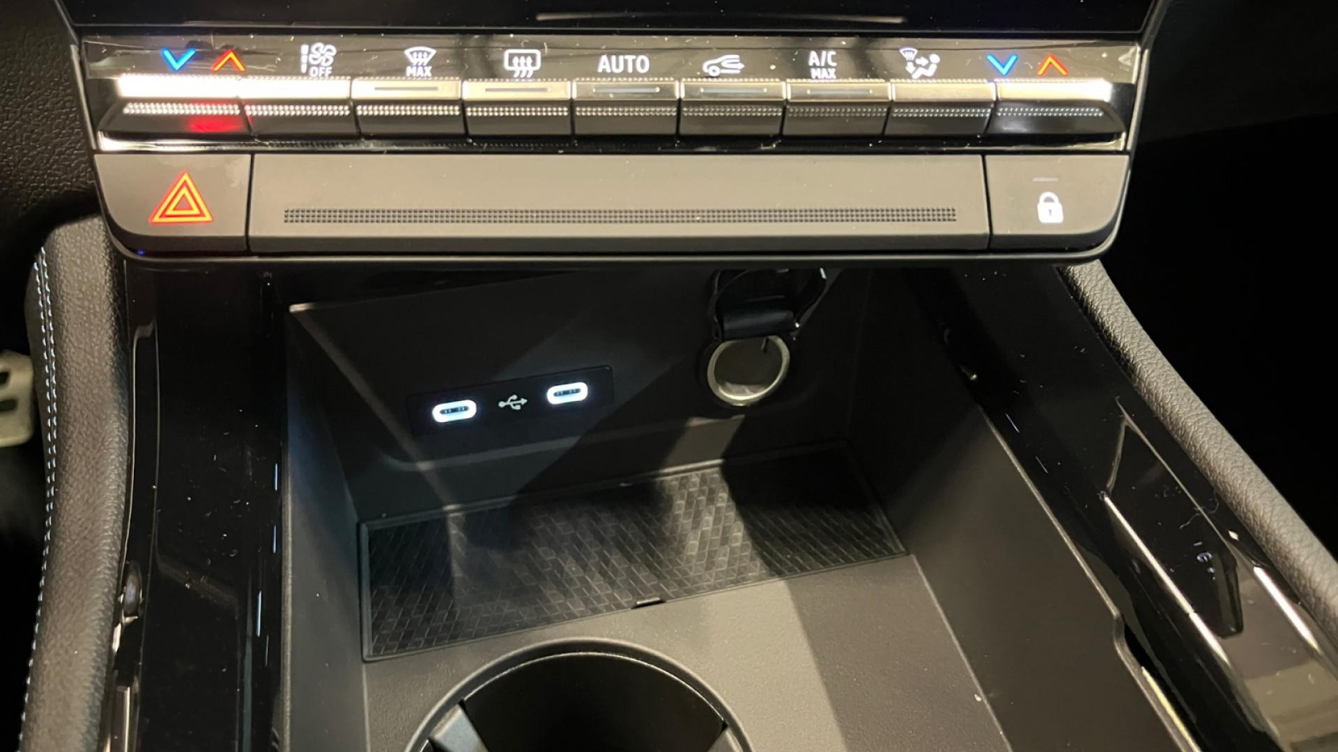 Nouvelle RENAULT ESPACE 1.2 E-Tech Full Hybride - 200 - CVT - 7 pl -  VI Esprit Alpine