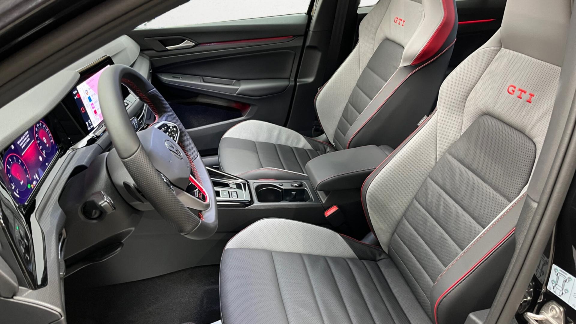 VOLKSWAGEN GOLF 2.0 TSI - 300 - DSG 7  VIII BERLINE GTI Clubsport