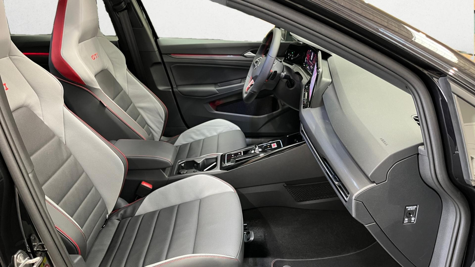 VOLKSWAGEN GOLF 2.0 TSI - 300 - DSG 7  VIII BERLINE GTI Clubsport