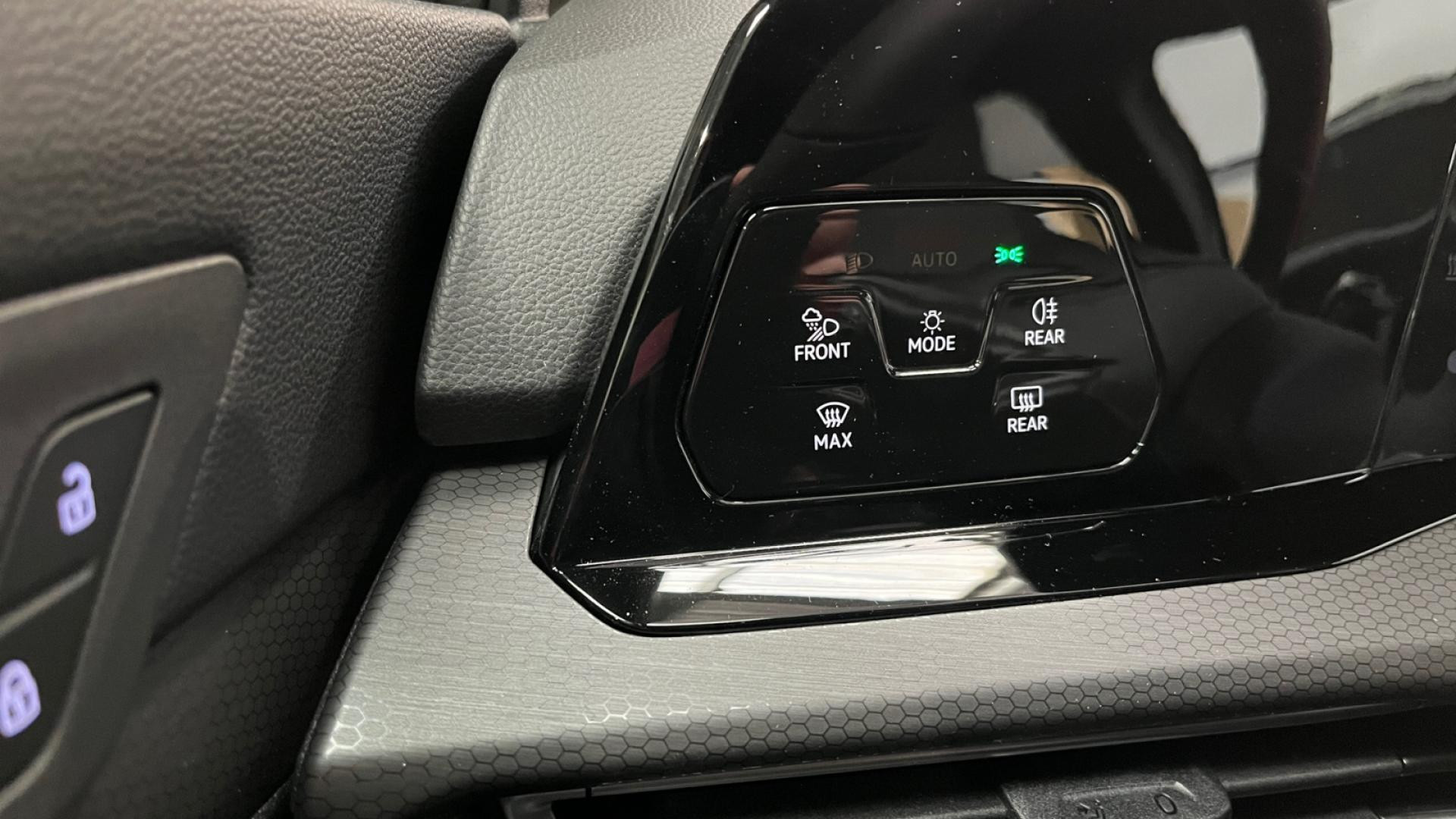 VOLKSWAGEN GOLF 2.0 TSI - 300 - DSG 7  VIII BERLINE GTI Clubsport