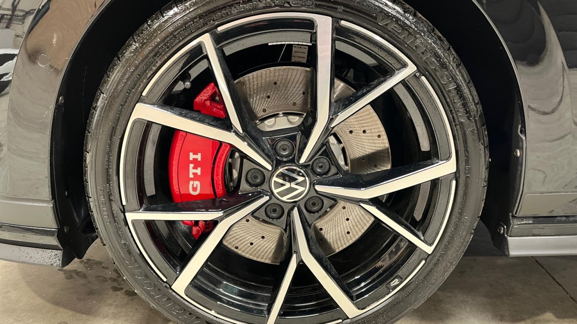 VOLKSWAGEN GOLF 2.0 TSI - 300 - DSG 7  VIII BERLINE GTI Clubsport