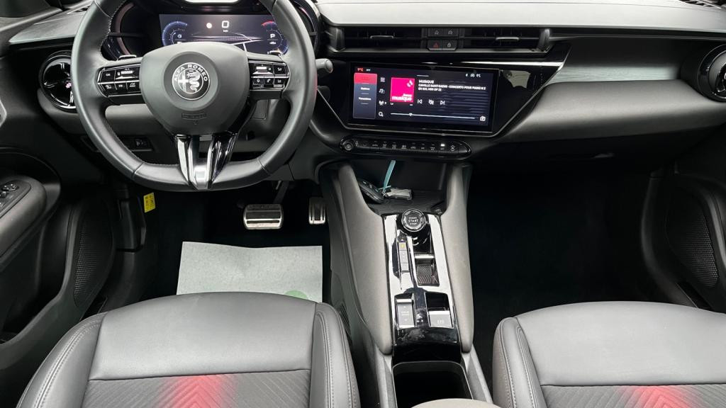 Nouvelle ALFA ROMEO JUNIOR 1.2 Ibrida - 136 - eDCT6  Spéciale 