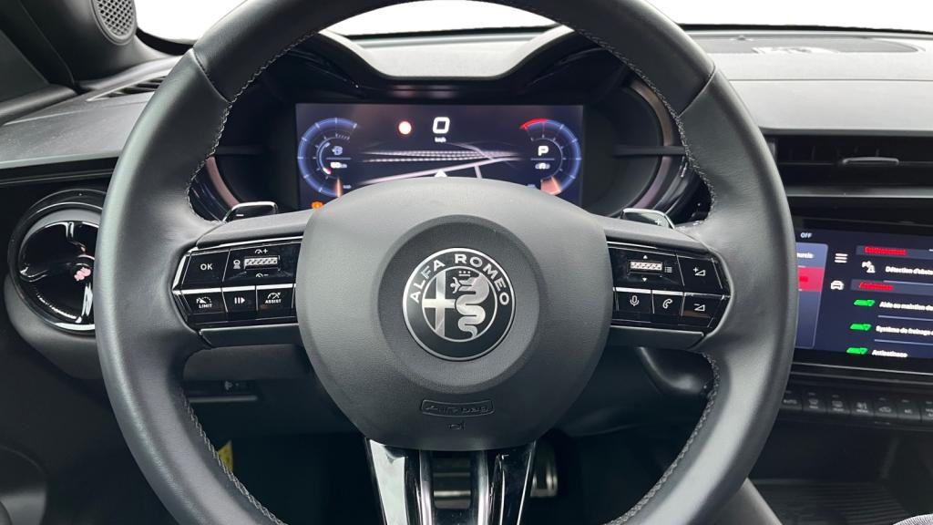 Nouvelle ALFA ROMEO JUNIOR 1.2 Ibrida - 136 - eDCT6  Spéciale 