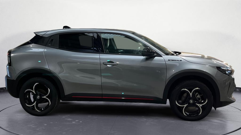 Nouvelle ALFA ROMEO JUNIOR 1.2 Ibrida - 136 - eDCT6  Spéciale 