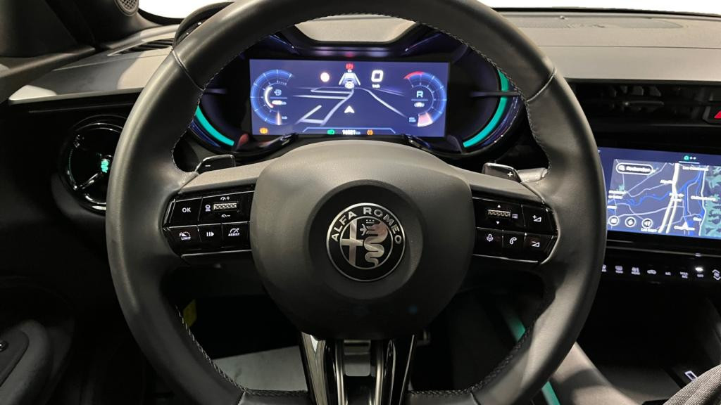 Nouvelle ALFA ROMEO JUNIOR 1.2 Ibrida - 136 - eDCT6  Spéciale 