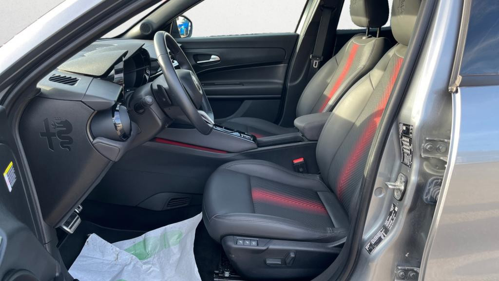 Nouvelle ALFA ROMEO JUNIOR 1.2 Ibrida - 136 - eDCT6  Spéciale 