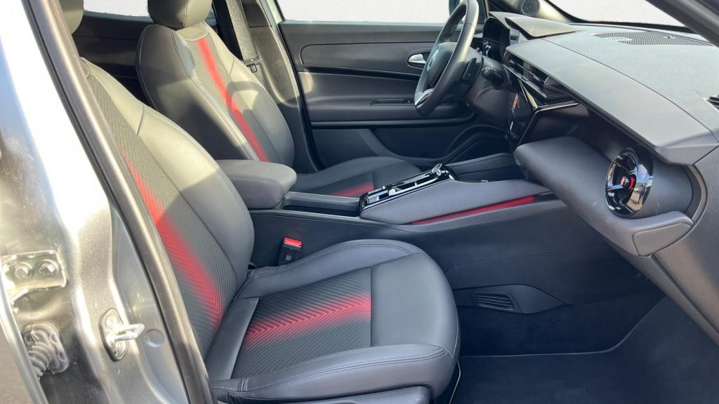 Nouvelle ALFA ROMEO JUNIOR 1.2 Ibrida - 136 - eDCT6  Spéciale 