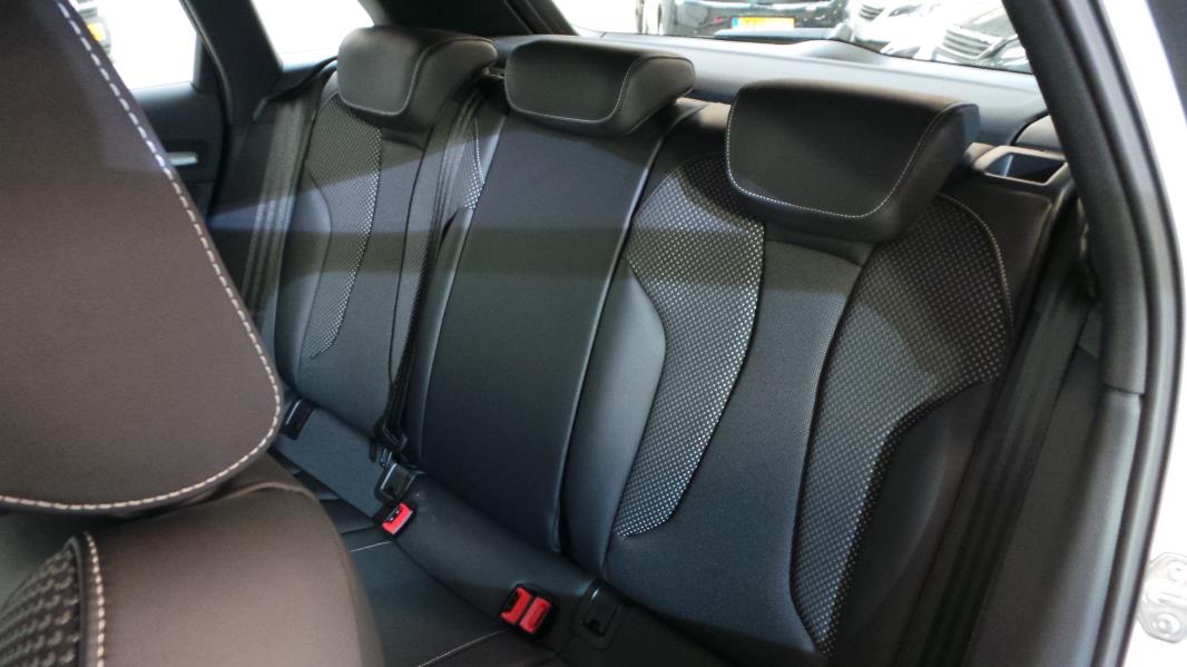 AUDI A3 SPORTBACK 2.0 TDI 150CH FAP S LINE