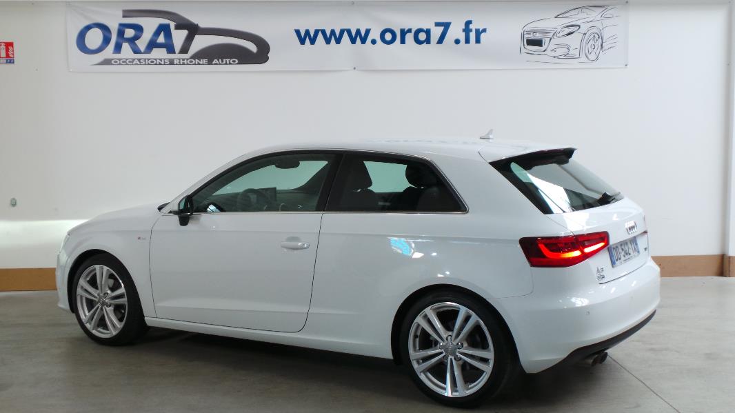 AUDI A3 2.0 TDI 150CH FAP S LINE