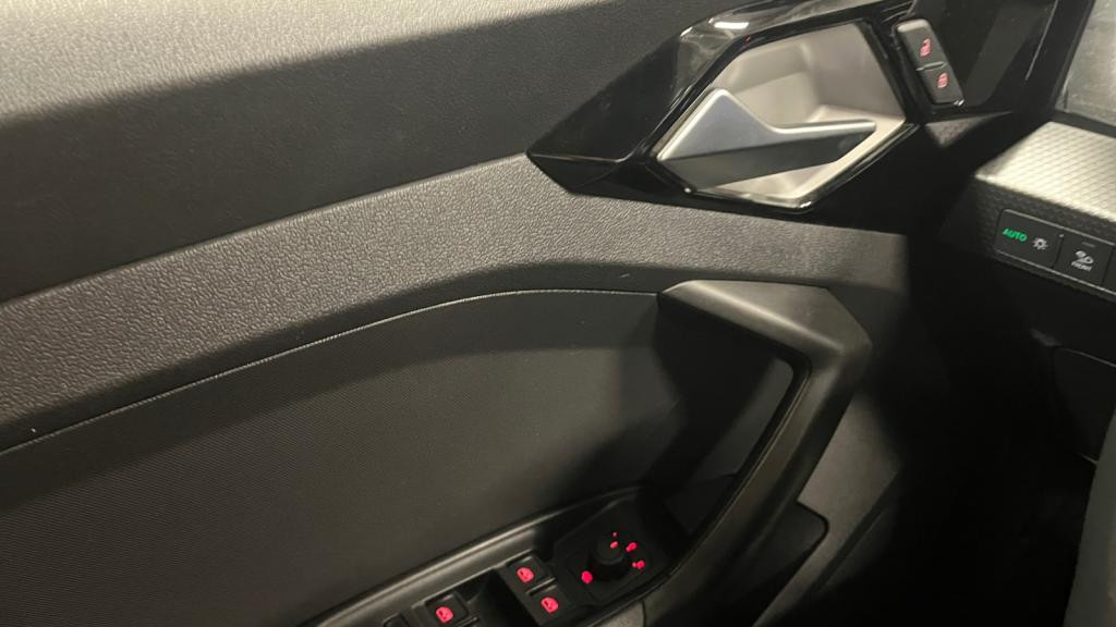 AUDI A1 SPORTBACK TFSI 110 S-Tronic SPORTBACK Advanced - Caméra - SONOS Premium - Audi Parking Plus