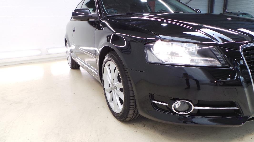AUDI A3 1.6 TDI 105CH FAP AMBITION