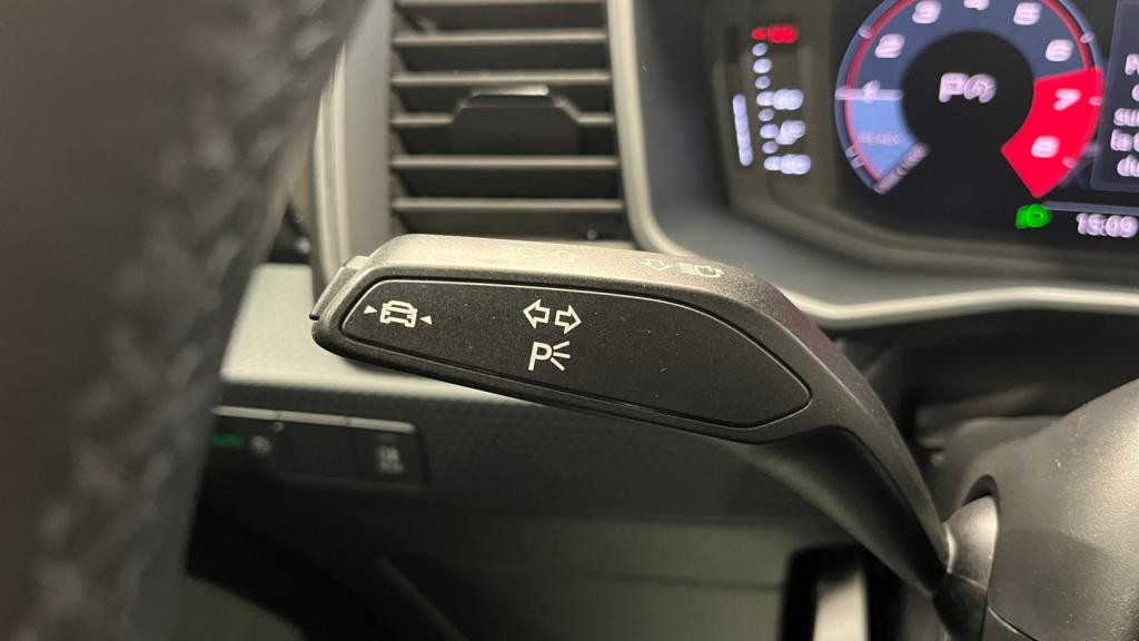 AUDI A1 1.0 25 TFSI - 95 - S-Tronic  Design