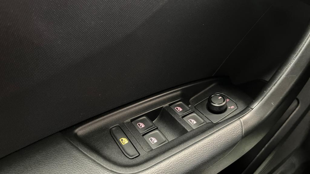 AUDI A1 1.0 25 TFSI - 95 - S-Tronic  Design