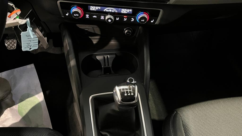 AUDI Q2  1.0 30 TFSI - 110  Design PHASE 2