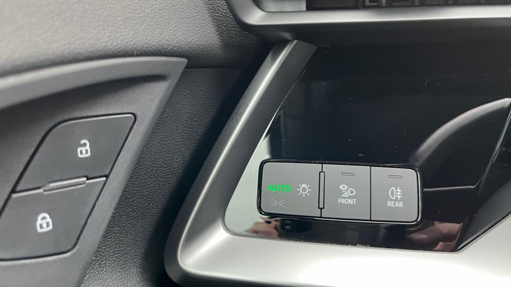 AUDI A3 SPORTBACK 1.0 30 TFSI - 110 - S-Tronic 7  8Y Business Line