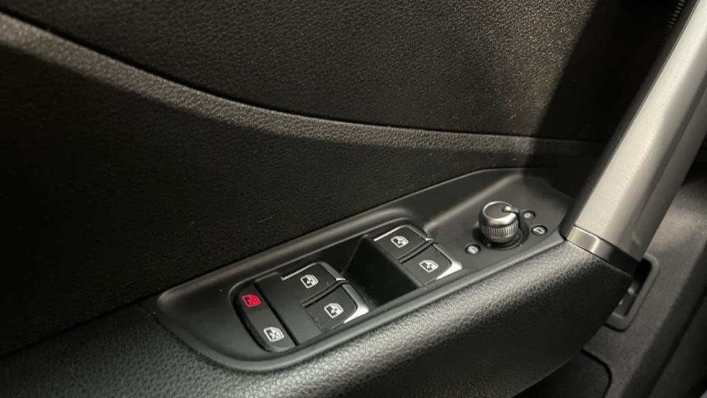 AUDI Q2  1.0 30 TFSI - 110  Design PHASE 2