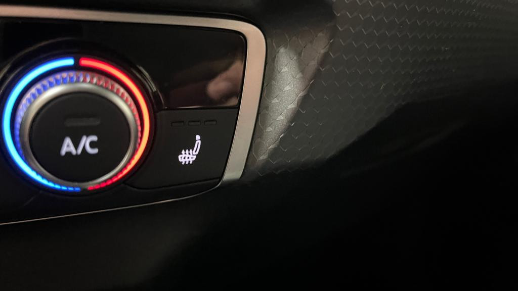 AUDI A1 TFSI 95  SPORTBACK Design - Navigation - Clé Confort - Audi Park System Plus