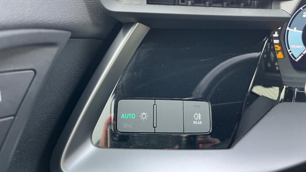 AUDI A3 SPORTBACK 2.0 30 TDI - 116  8Y  Business Line 