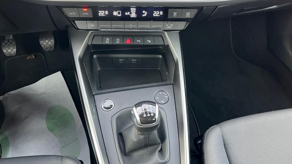 AUDI A3 SPORTBACK 2.0 30 TDI - 116  8Y  Business Line 